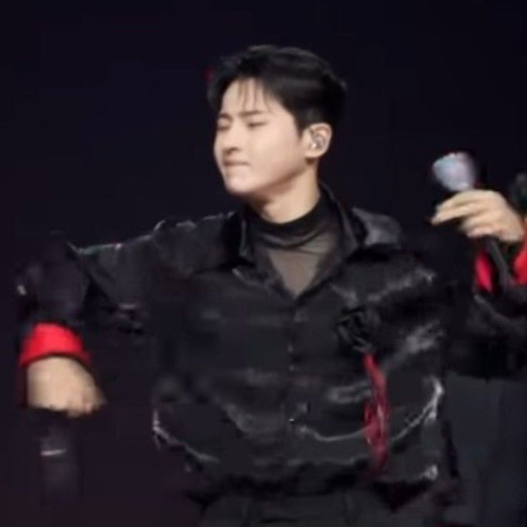 Behind-the-scenes cut of Seong Ri