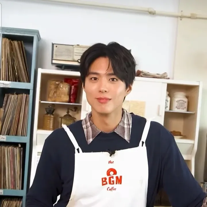Latest photo of Park Bogum