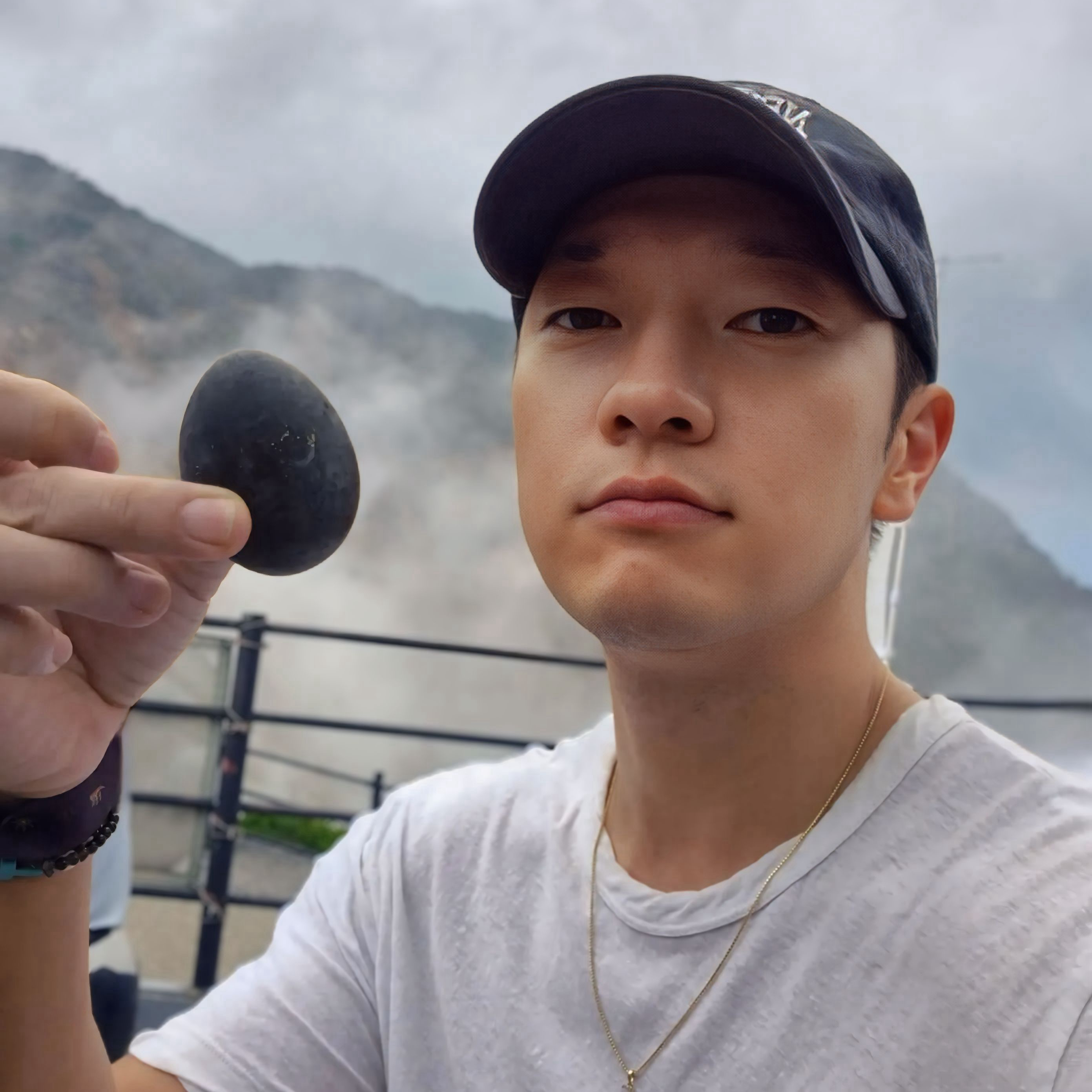 Latest photo of Son Seokkoo