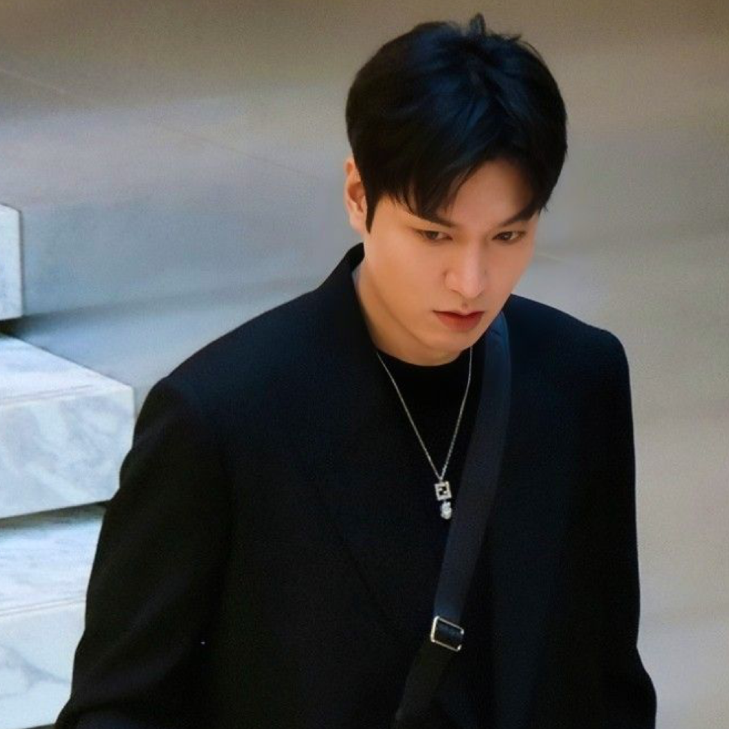 Latest photo of Lee Minho