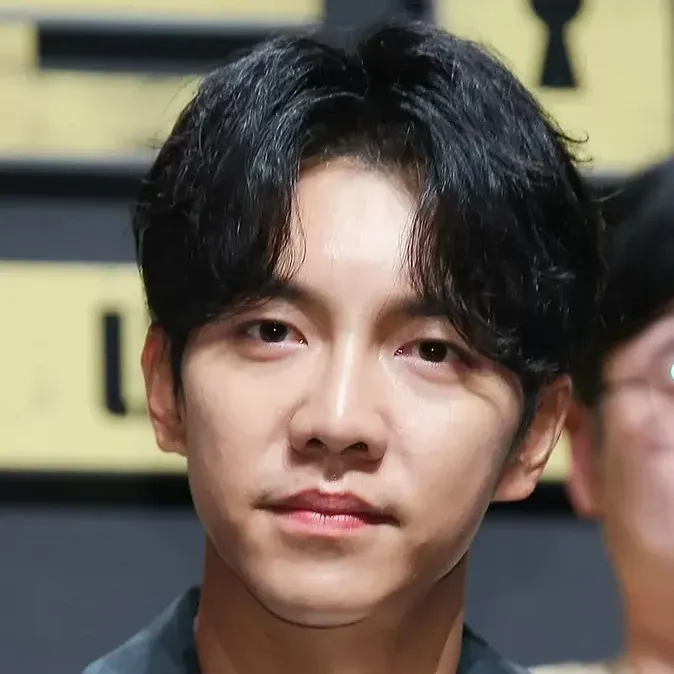 李升基的最新照片