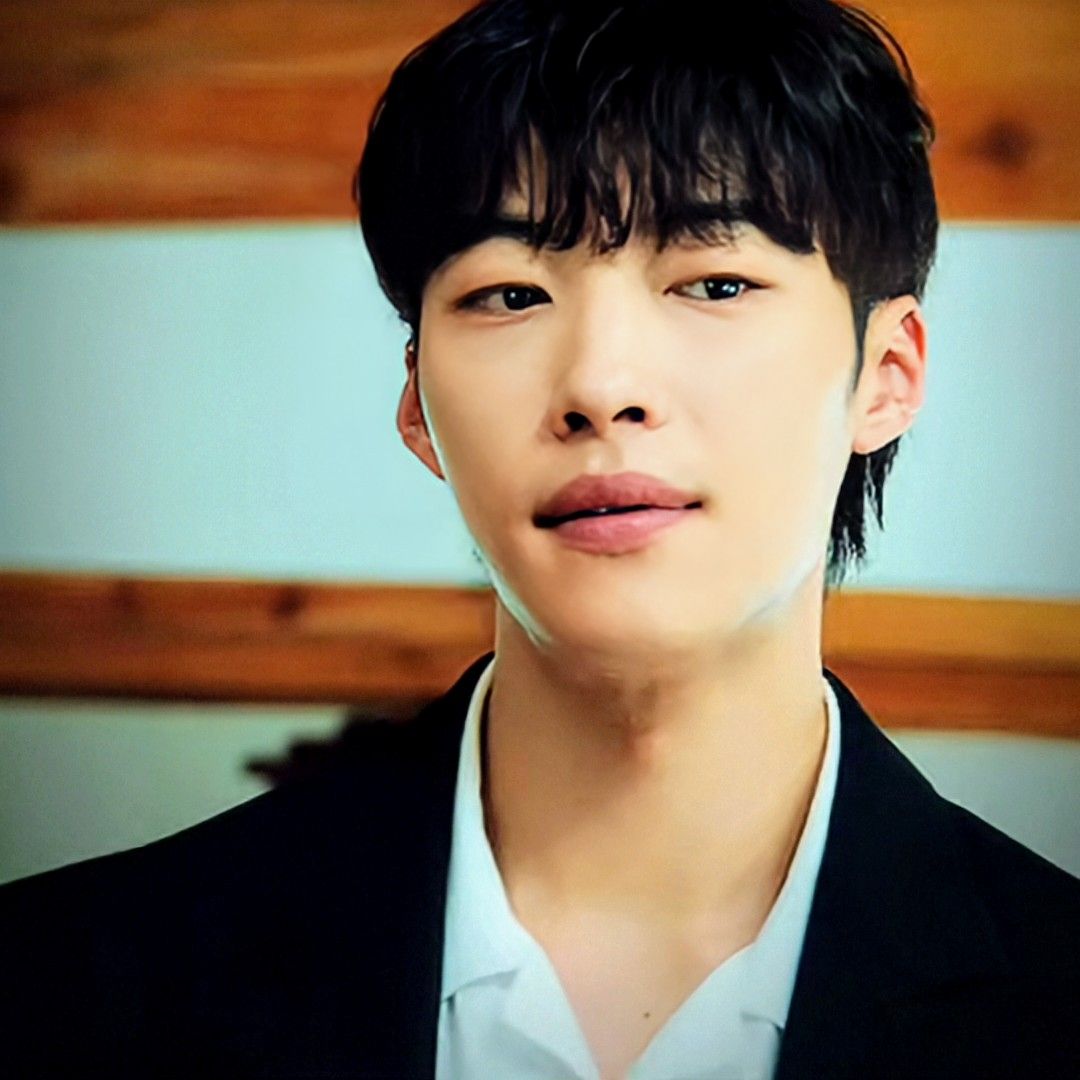 Latest photo of Woo Dohwan