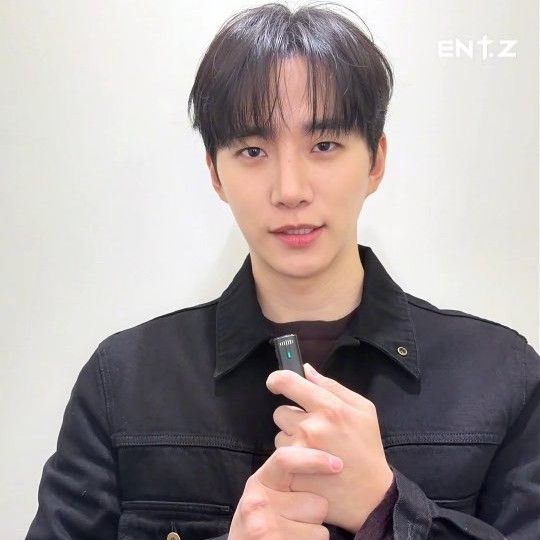 粉絲拍下的李俊昊瞬間