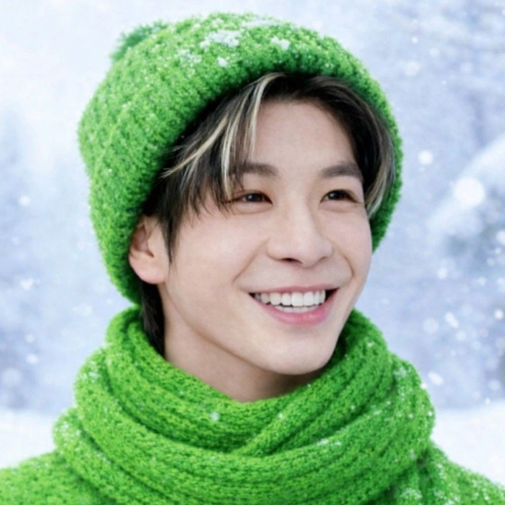 Foto terbaru dari Jeong Dongwon