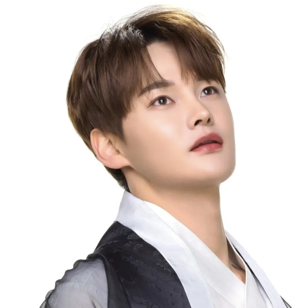 박서진 최근 활동샷