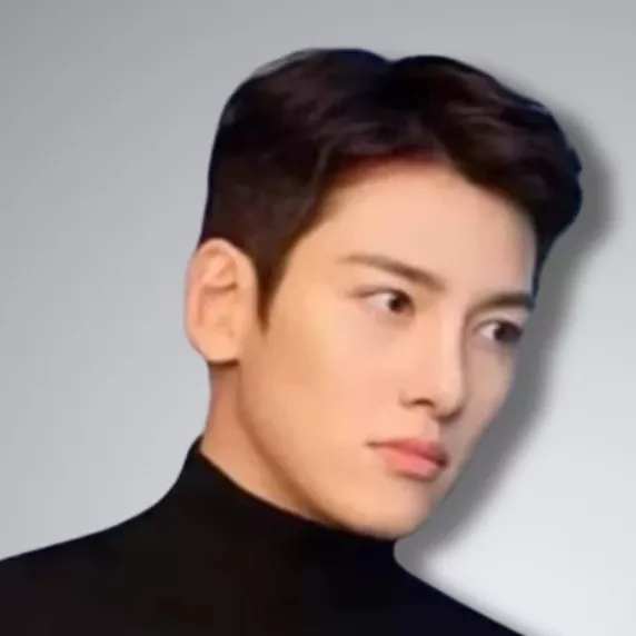 Behind-the-scenes cut of Ji Changwook