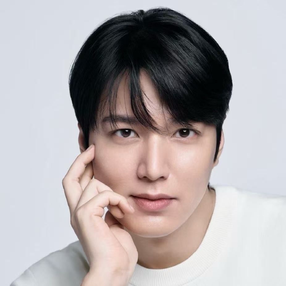 Latest photo of Lee Minho