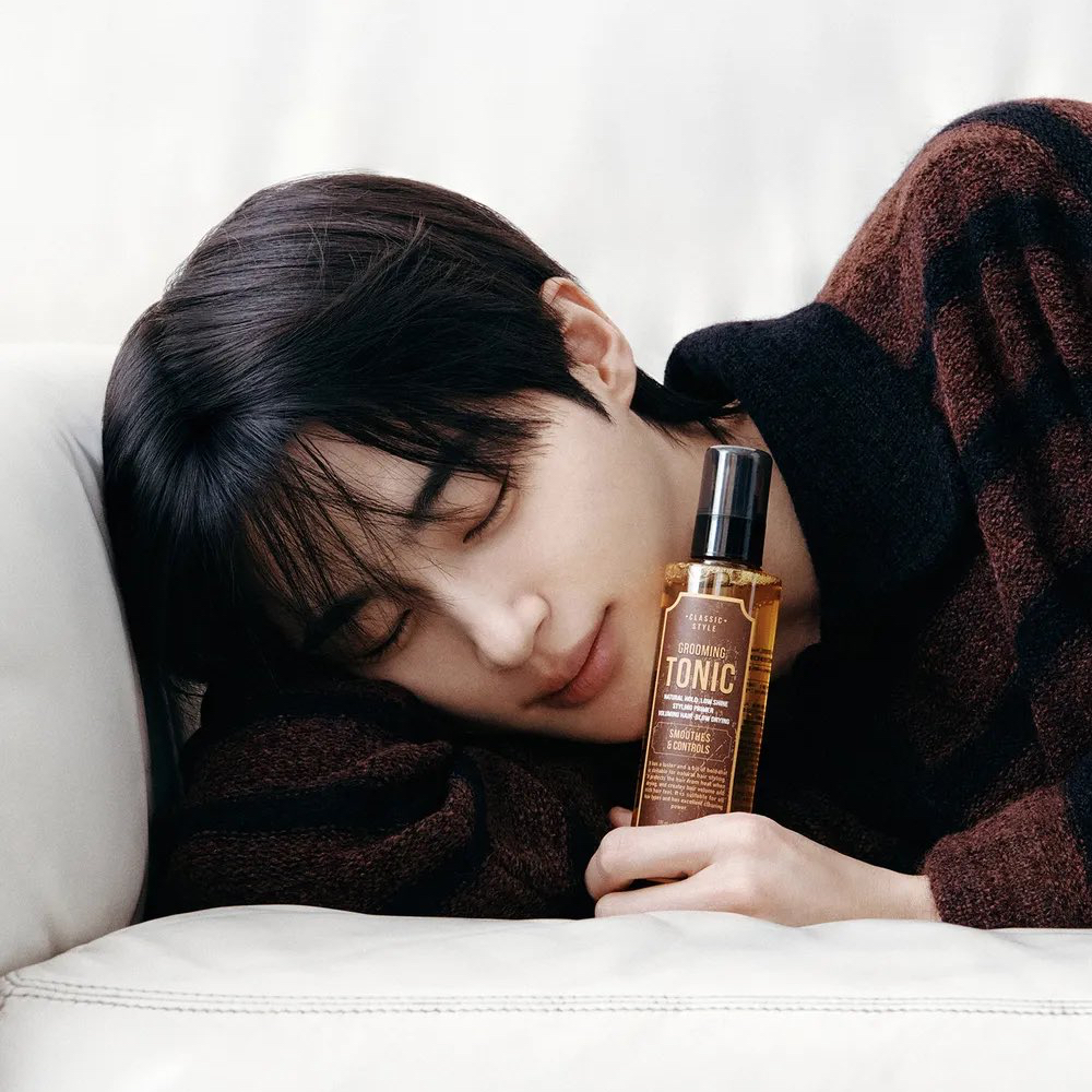 Behind-the-scenes cut of Byeon Wooseok