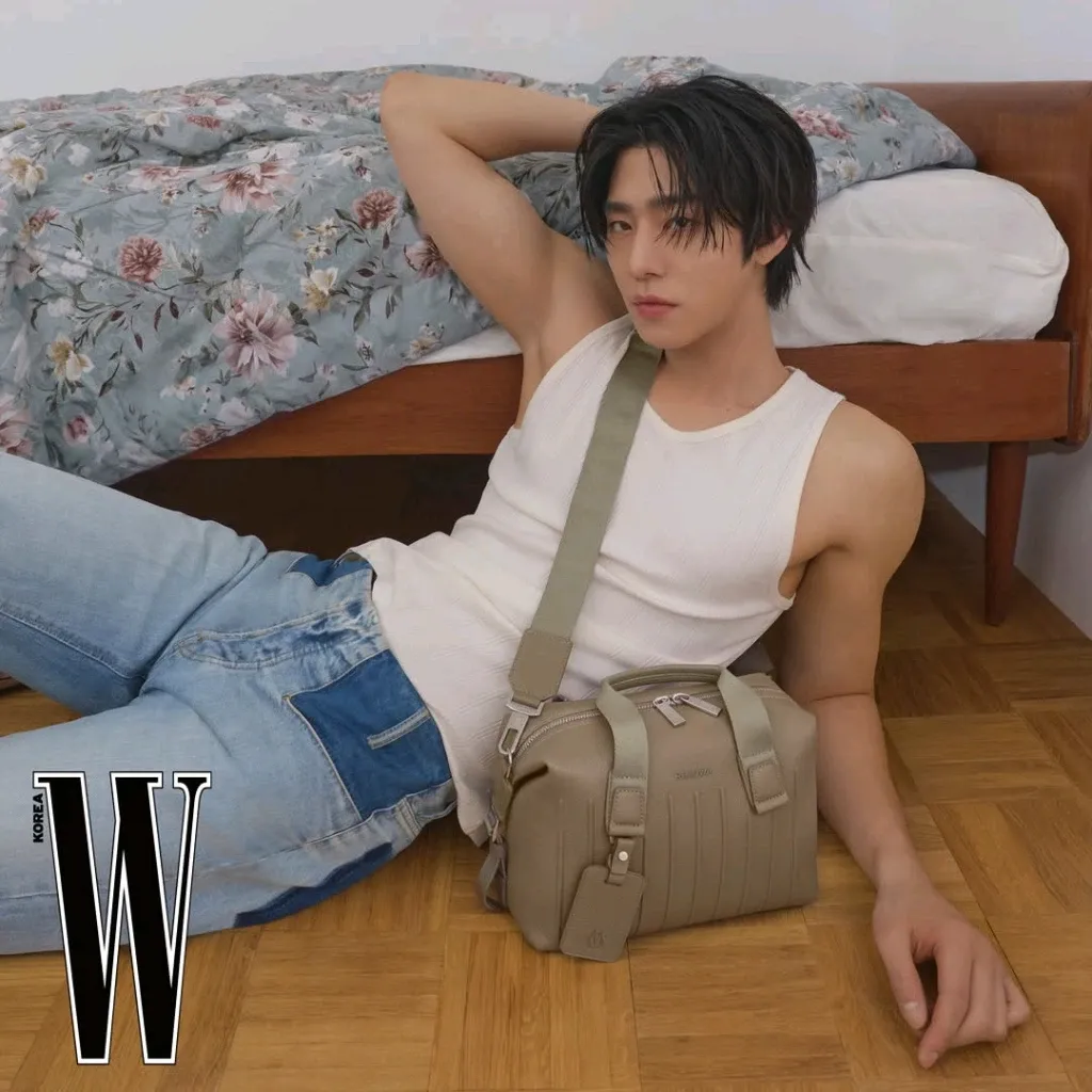 Behind-the-scenes cut of Ahn Hyoseop