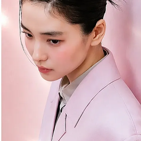 A moment captured by a fan of Kim Taeri