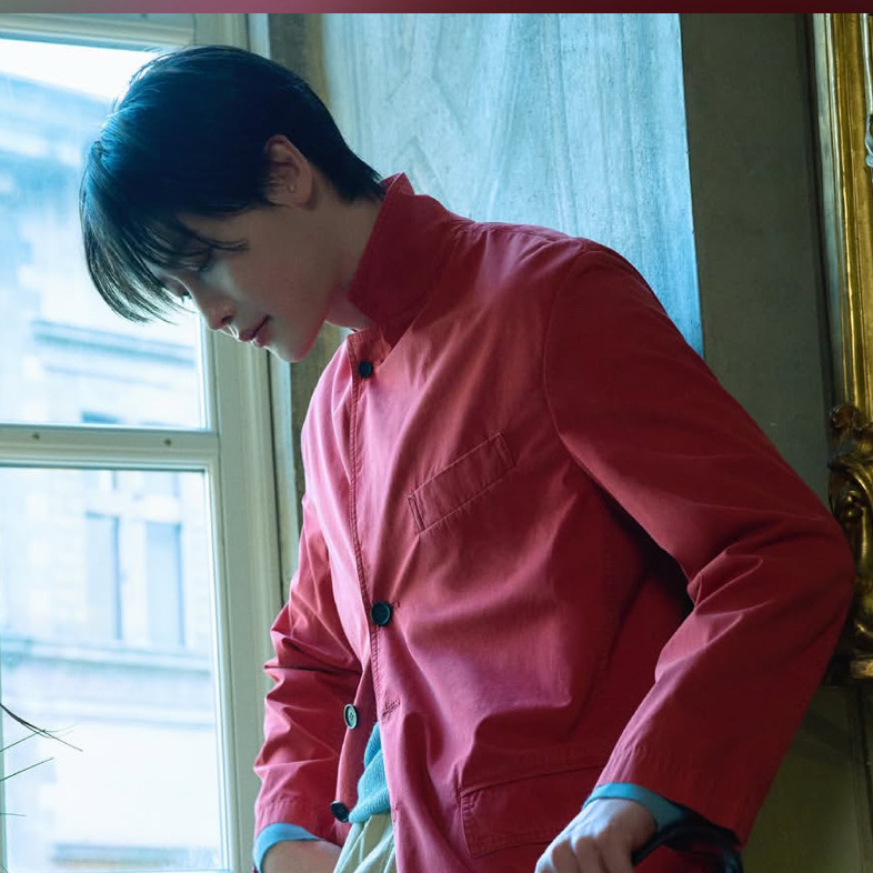 Behind-the-scenes cut of Lee Jongsuk