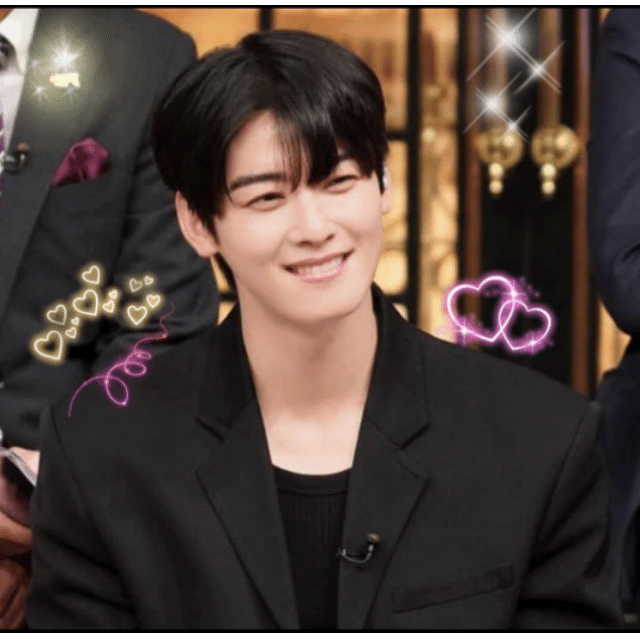 Recent activity shot of Cha Eunwoo