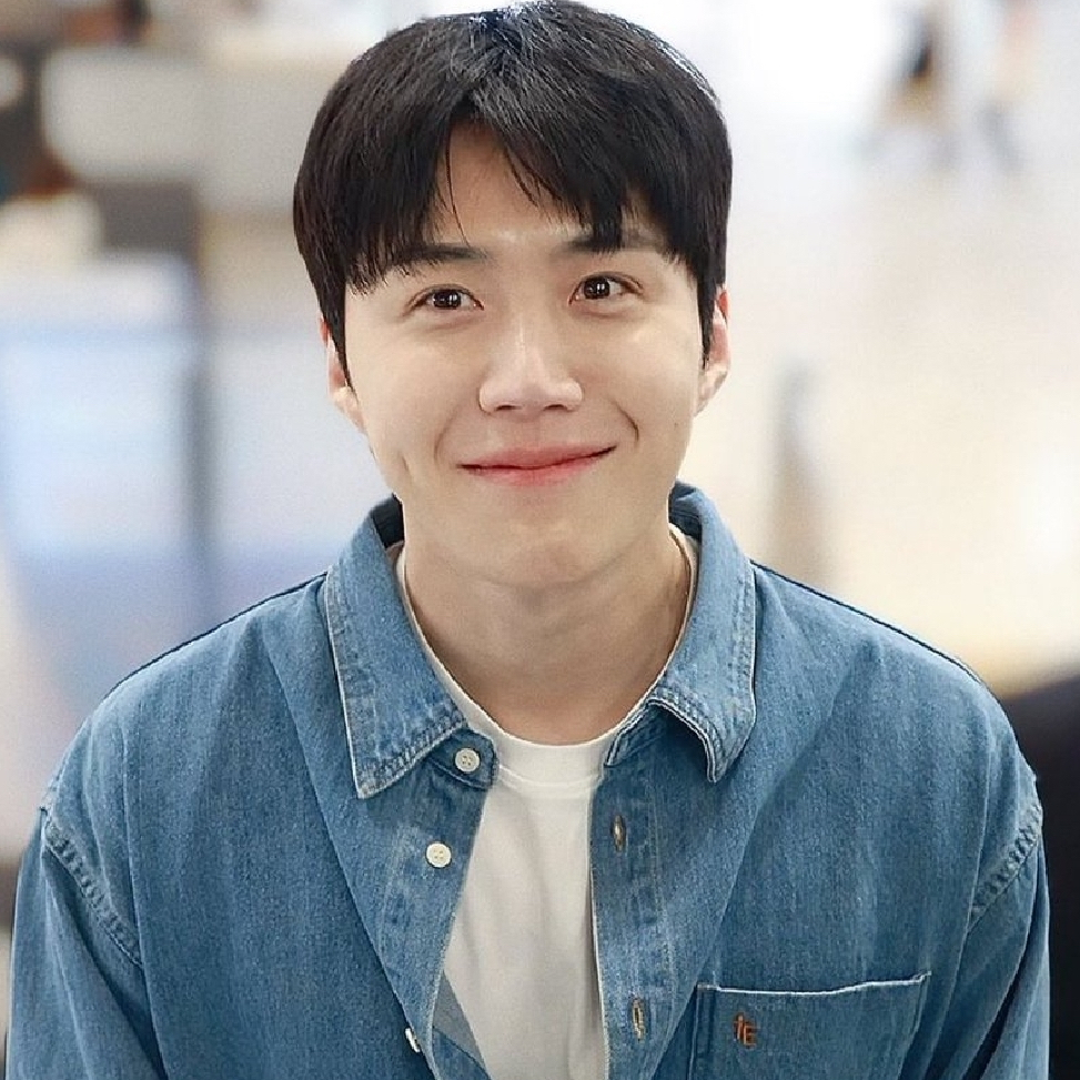 김선호 최근 활동샷