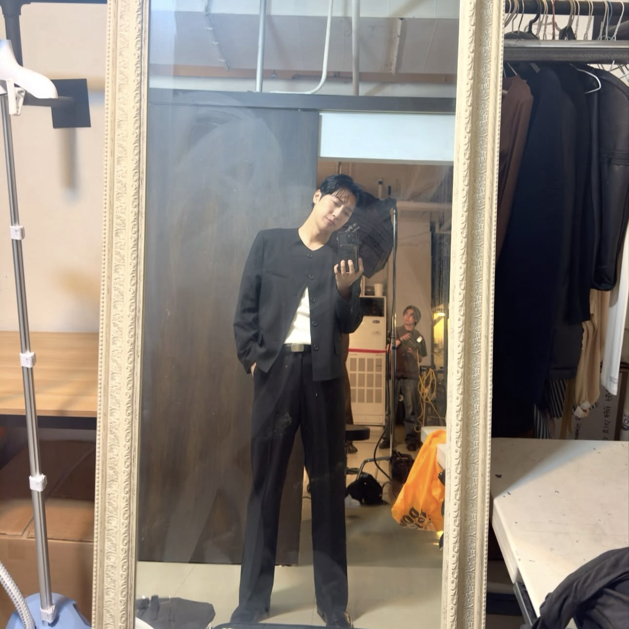 Behind-the-scenes cut of Lee Sangyeob