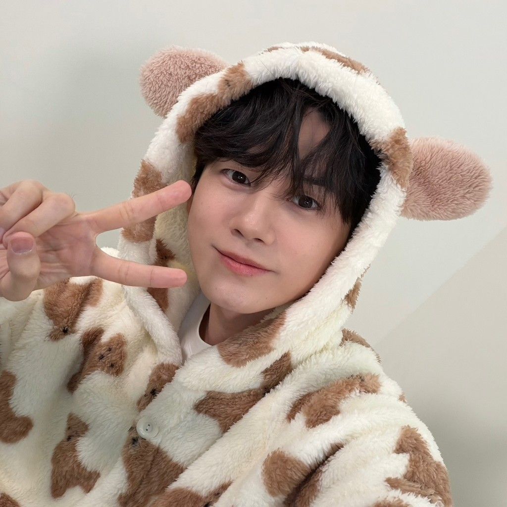 Foto kegiatan terbaru dari Ong Seongwu