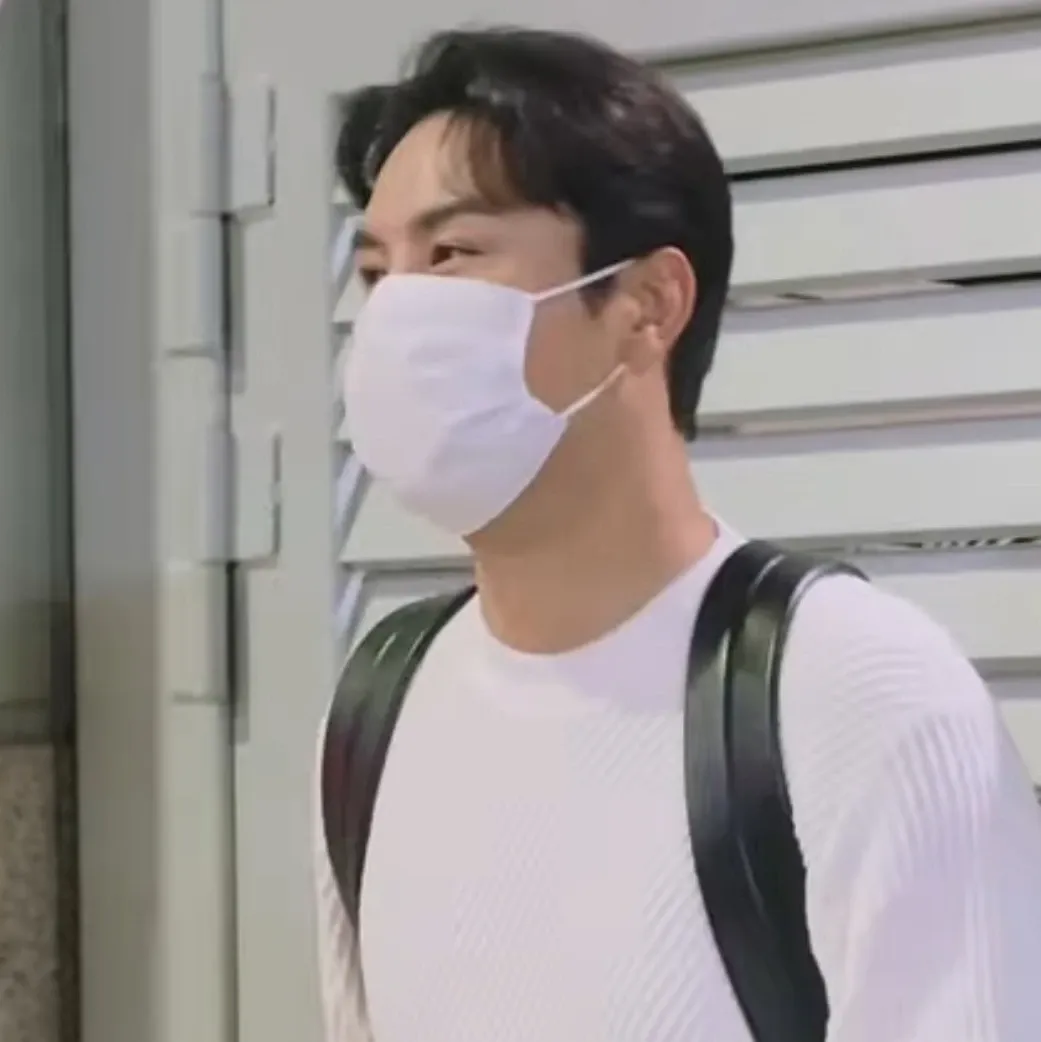 Foto kegiatan terbaru dari Jang Minho
