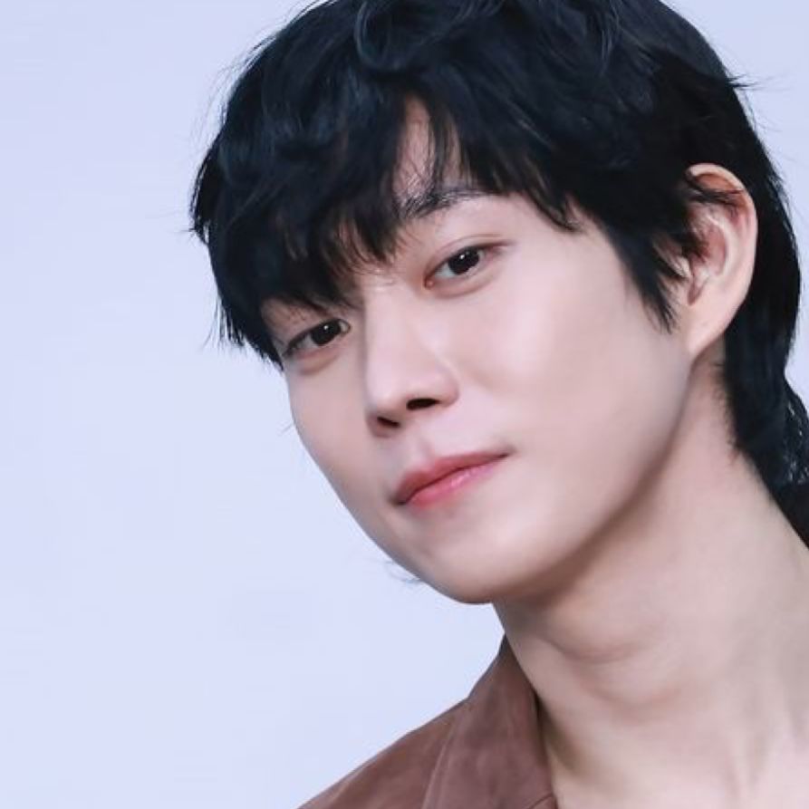 Latest photo of Kim Youngdae