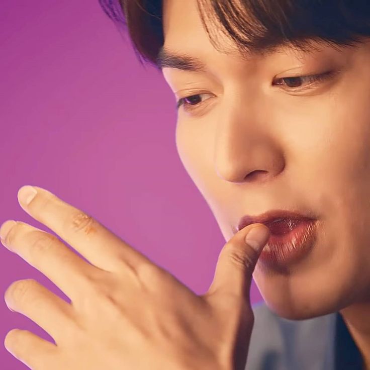 粉絲拍下的李敏鎬瞬間