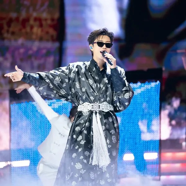 Foto kegiatan terbaru dari Lim Youngwoong