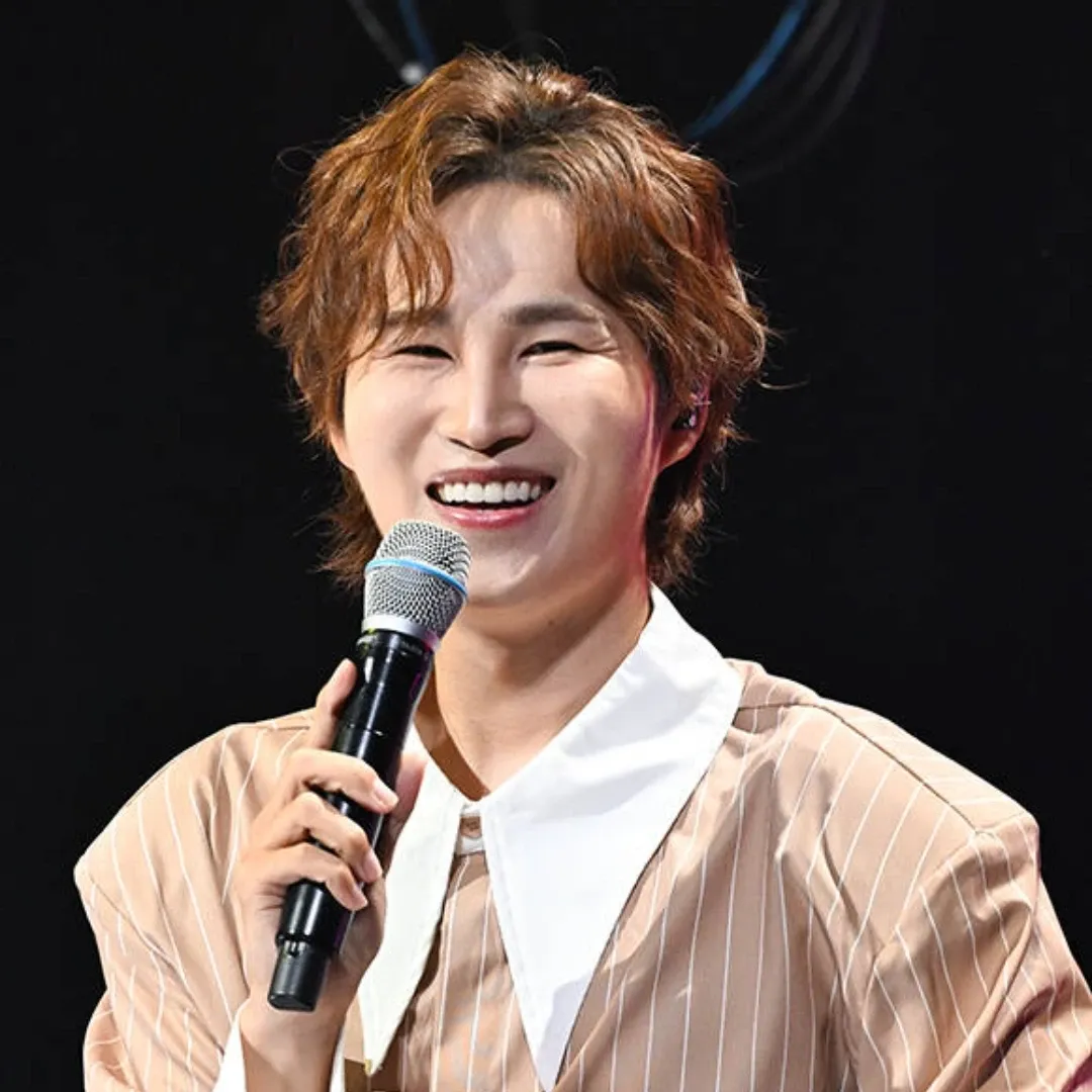 김희재의 비하인드 컷