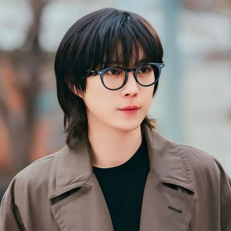 Recent activity shot of Kim Youngdae