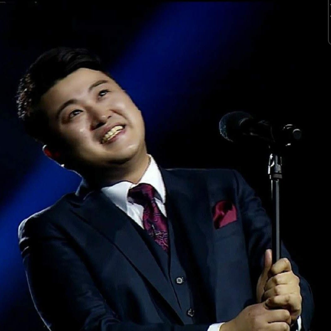 Momen yang diabadikan oleh penggemar Kim Hojoong