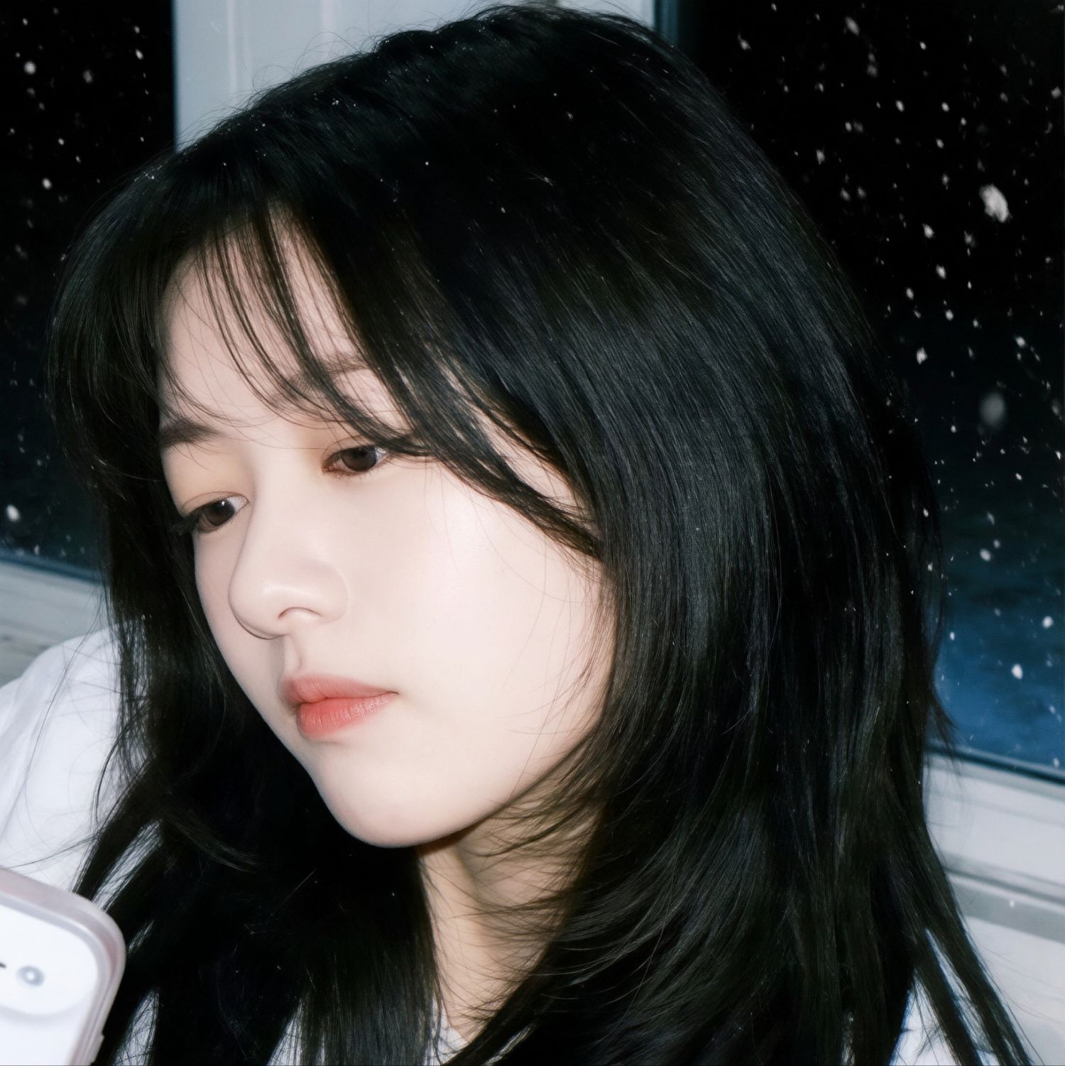 Behind-the-scenes cut of Jung Somin