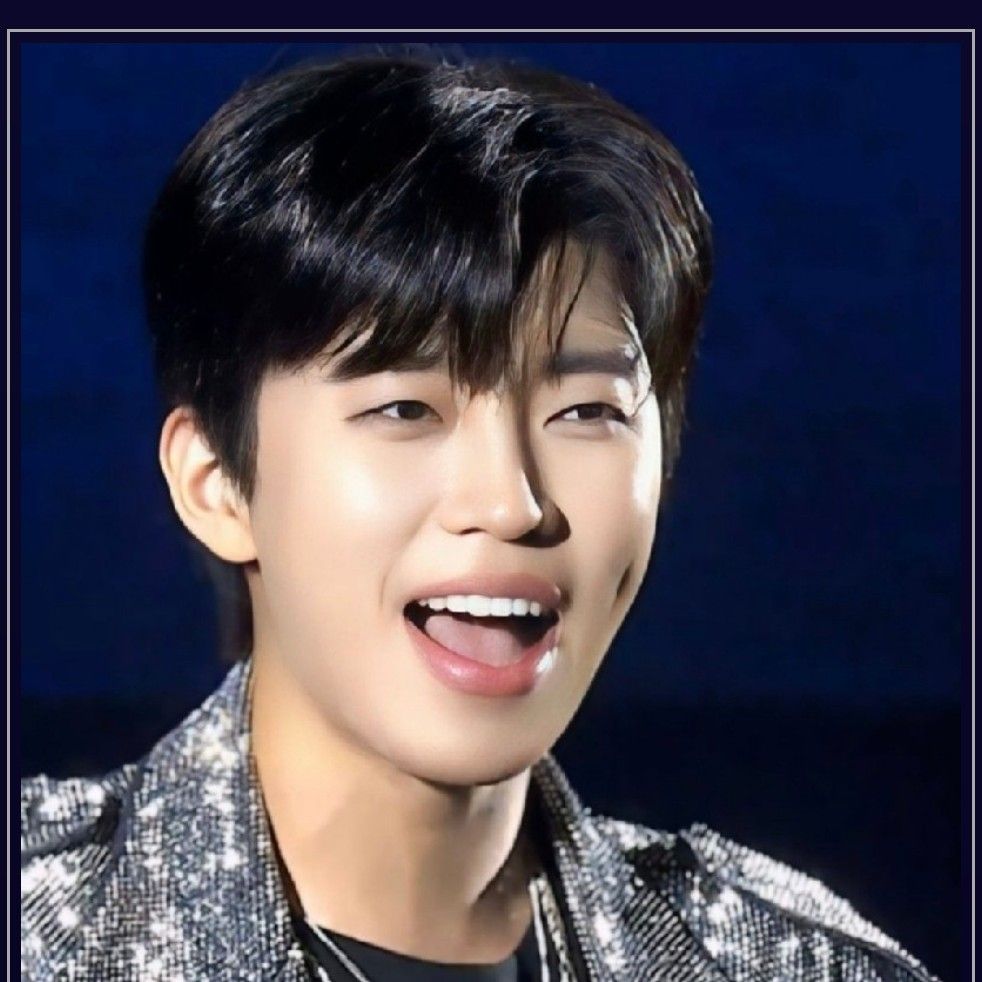 Latest photo of Lim Youngwoong