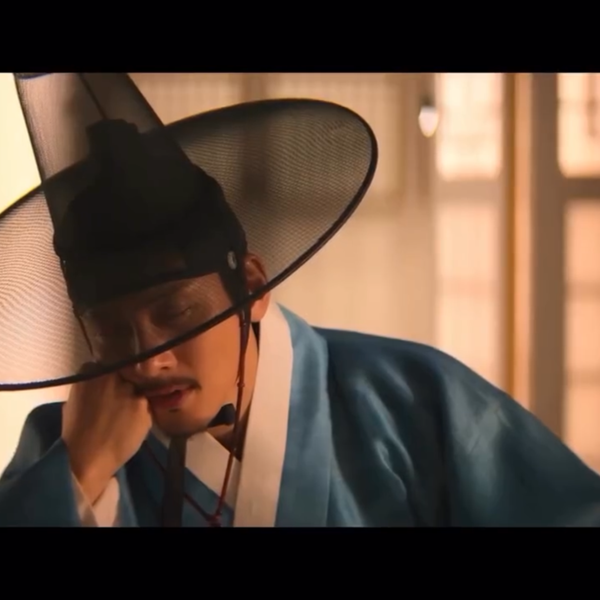 チ・チャンウクのビハインドカット