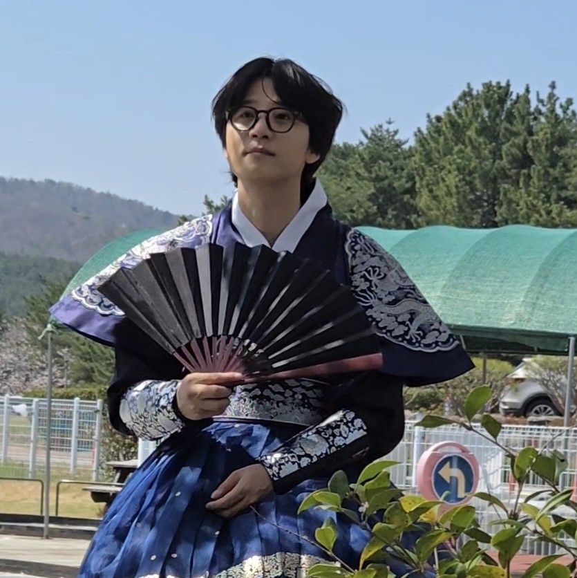 Latest photo of Park Jihoo (Mr. Trot 3)