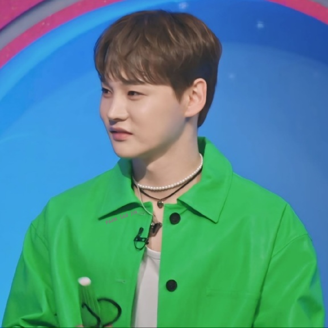 Behind-the-scenes cut of Park Seojin