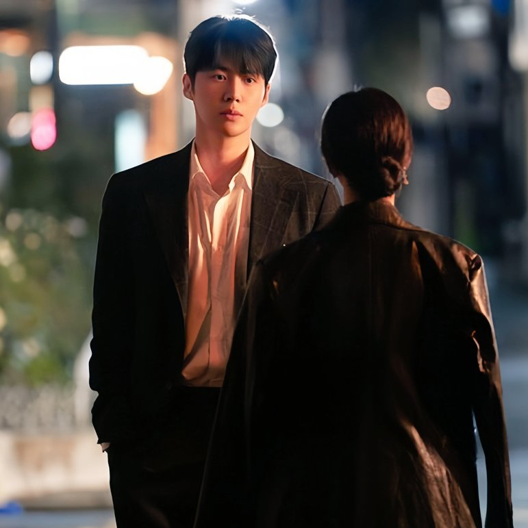 Latest photo of Kim Seonho