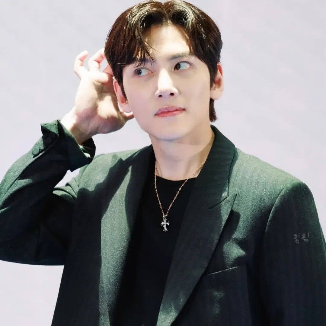 Latest photo of Ji Changwook