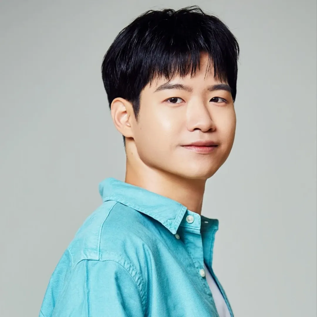 Recent activity shot of Jo Myungsup