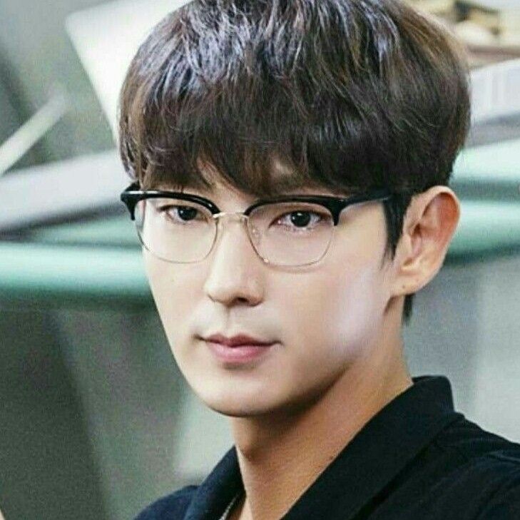 Recent activity shot of Lee Joongi