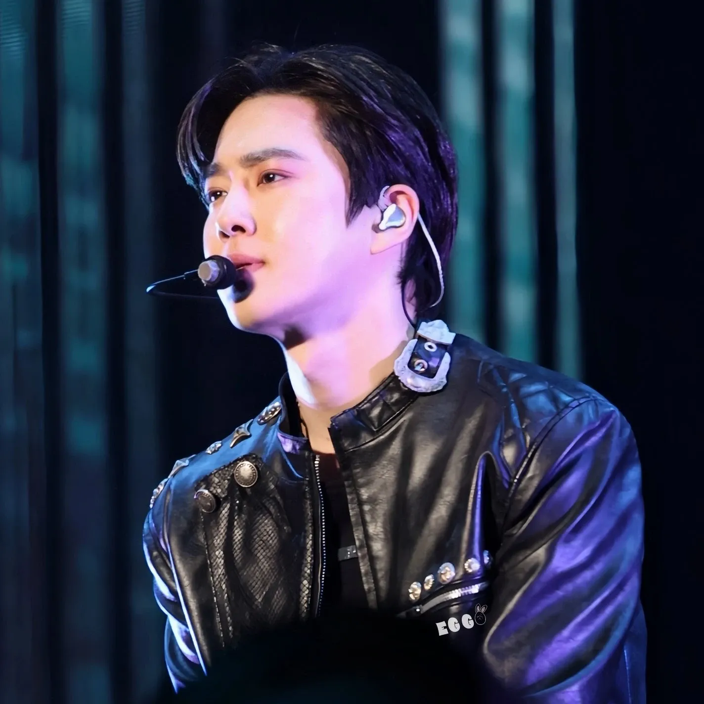 Recent activity shot of Suho