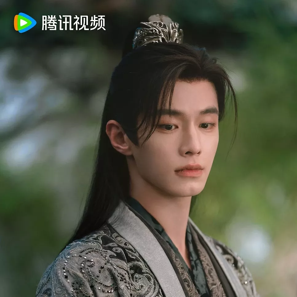 Behind-the-scenes cut of He Yu