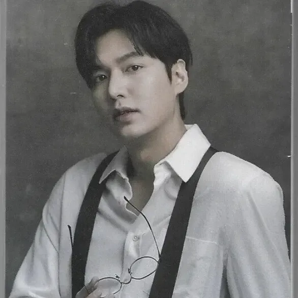 Behind-the-scenes cut of Lee Minho