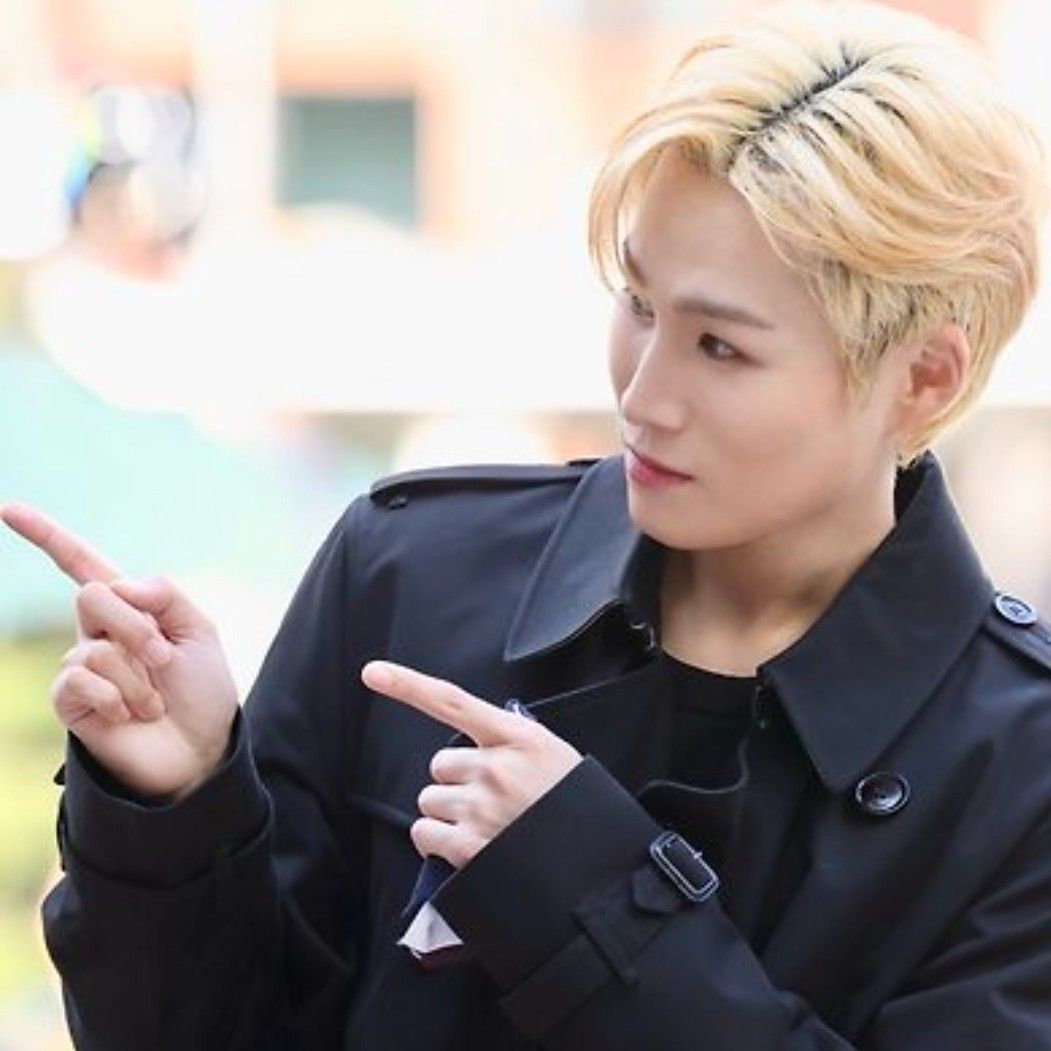 金熙栽的最新照片