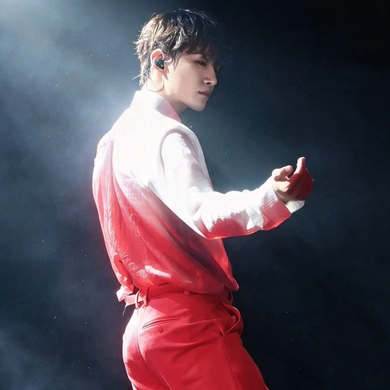 Cuplikan di balik layar dari Lee Junho