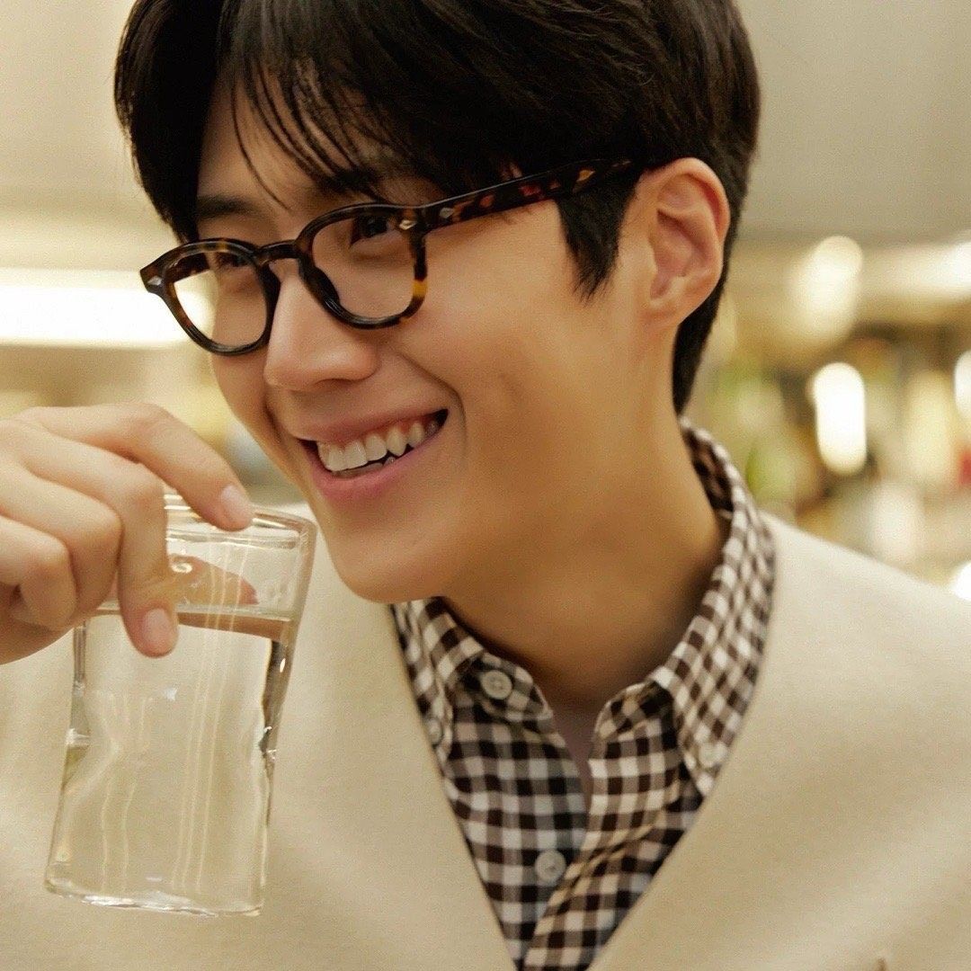 김선호의 최신 사진