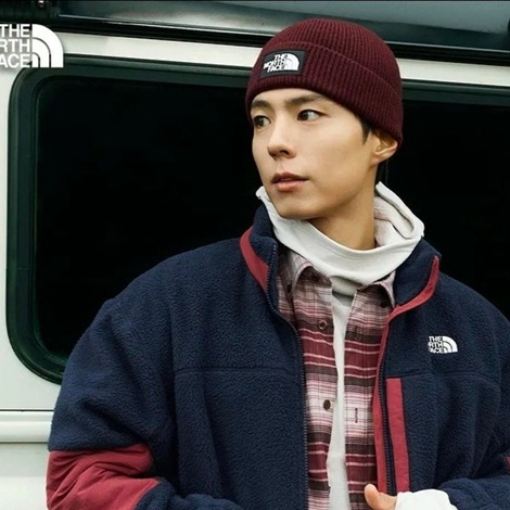 Behind-the-scenes cut of Park Bogum
