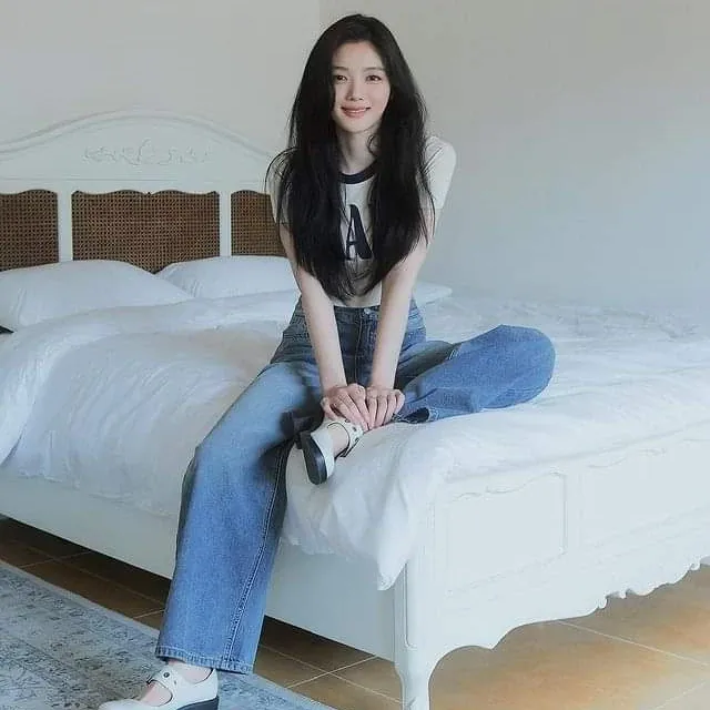 Recent activity shot of Kim Youjung