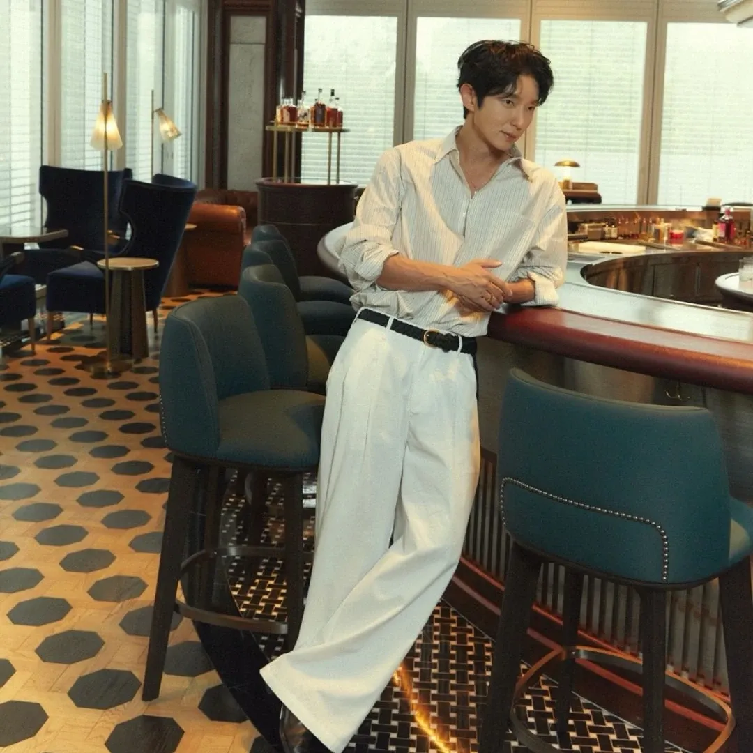 Behind-the-scenes cut of Lee Joongi