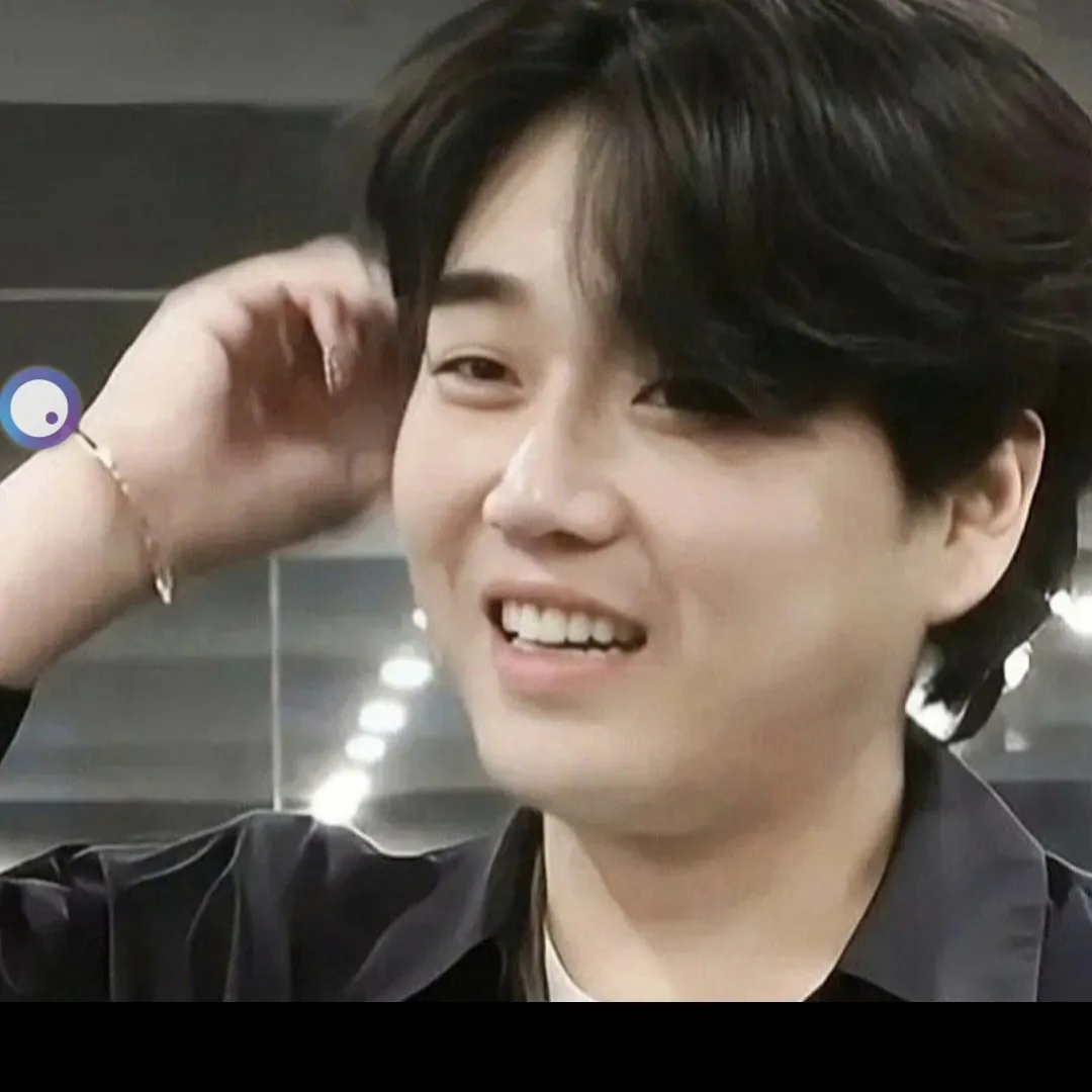 Recent activity shot of Hwang Youngwoong