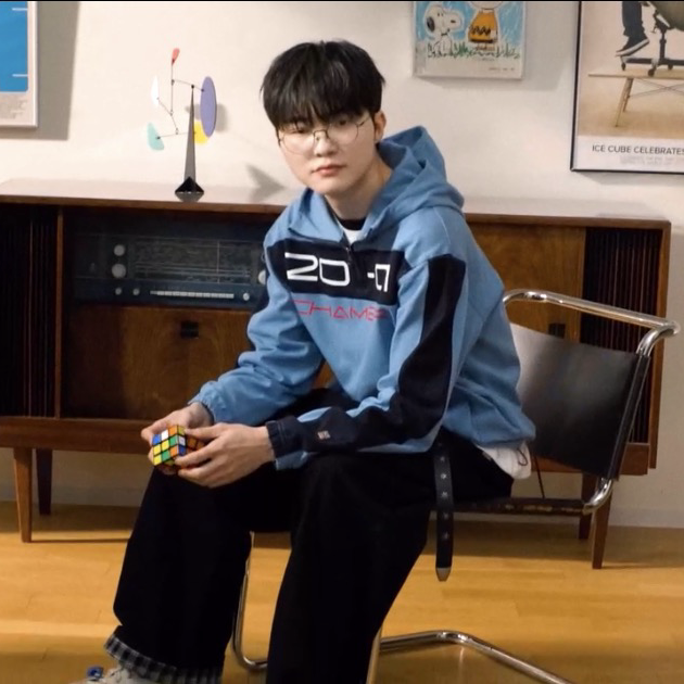 Latest photo of Faker