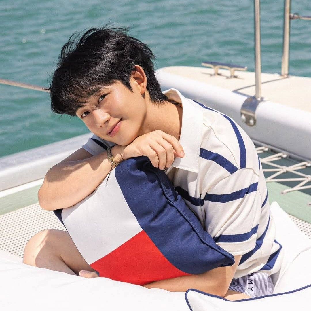 정해인 최근 활동샷