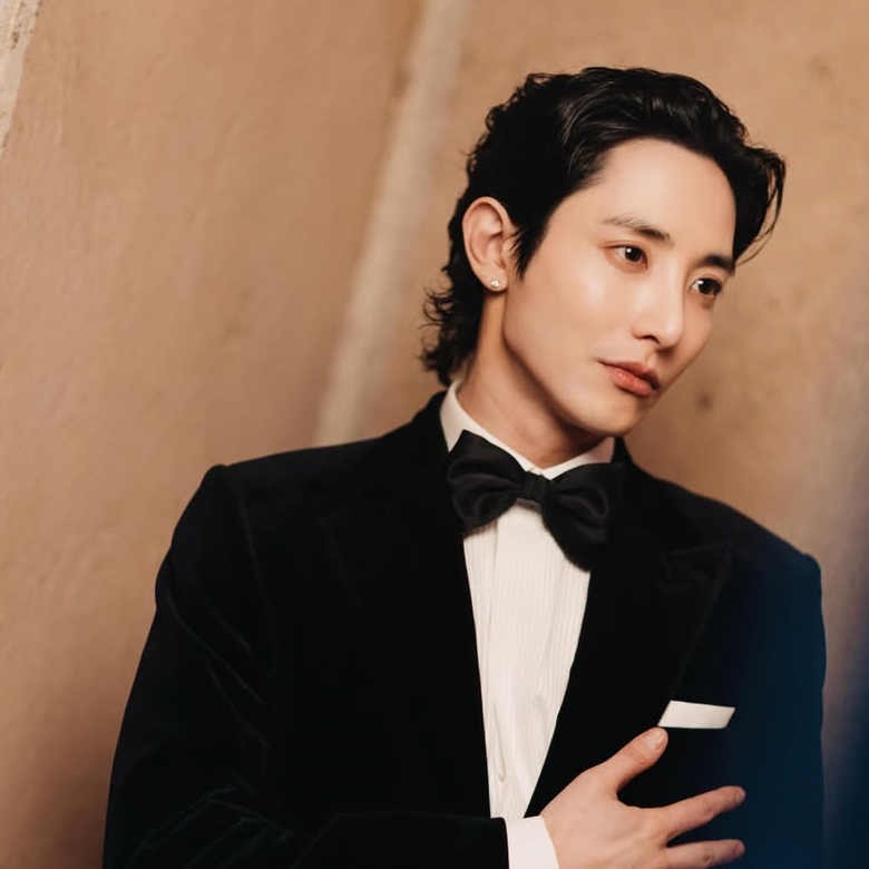 李洙赫的近期活动照