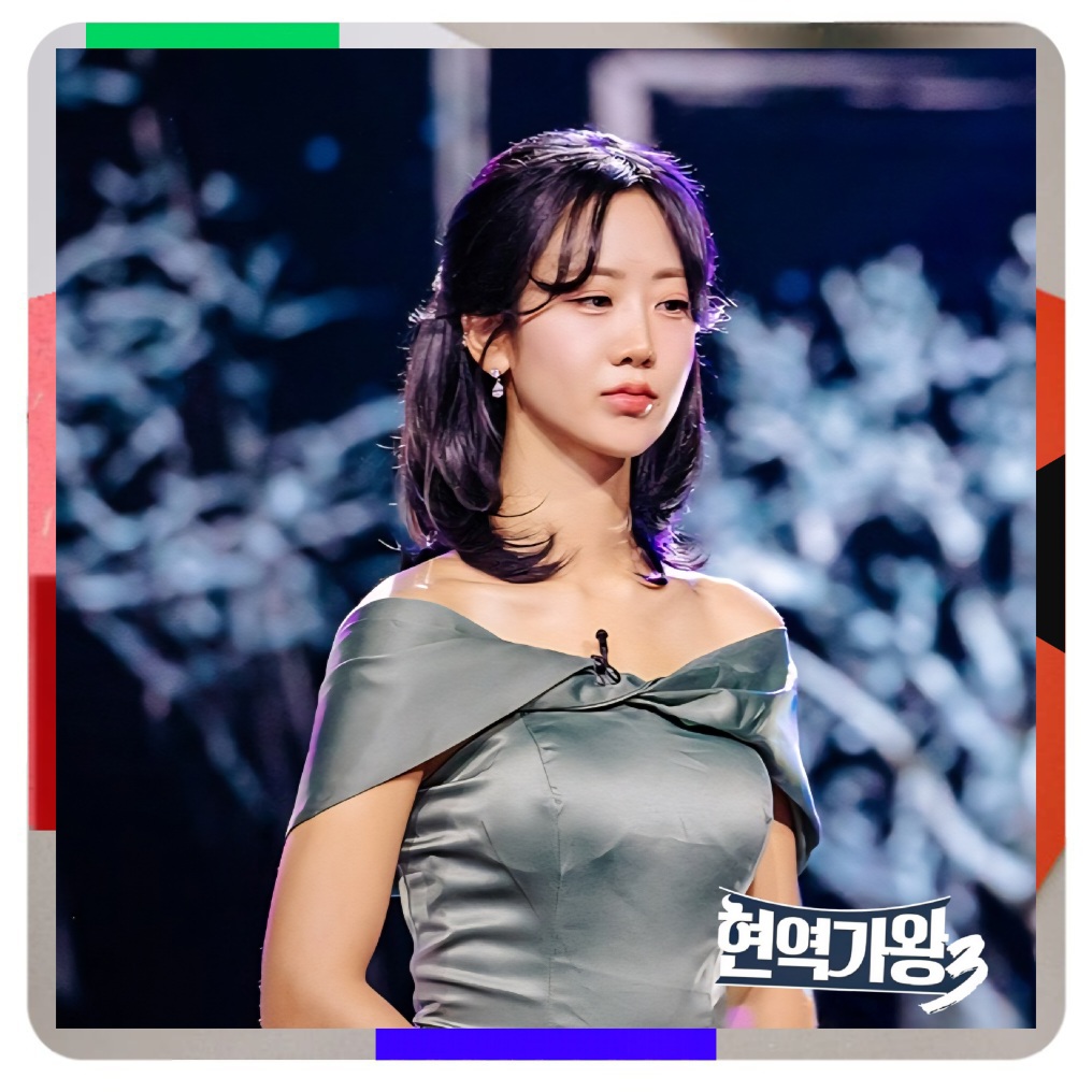 Behind-the-scenes cut of Kang Hyeyeon