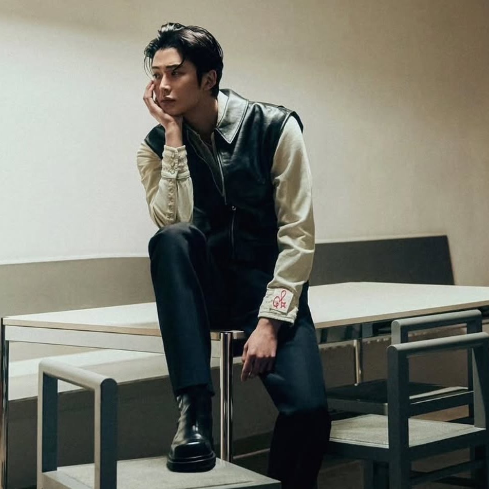 Foto kegiatan terbaru dari Rowoon